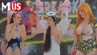 Lauren Phillips és Gia Derza egymást falják és szexelnek