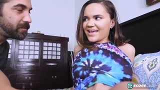 Naudi Nala vadul leszopja és lovagolja a óriási fügyit