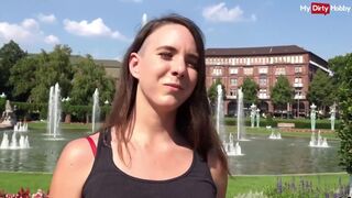 Német turista nőci kültéri anális kamatyolása