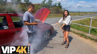 George Uhl vadul megdugja a barna hajú gádzsit az erdőben