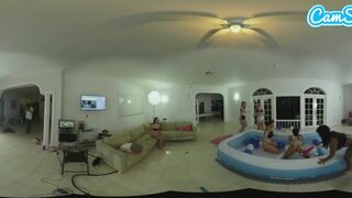 Forró zsenge latinák olajos leszbi birkózása termetes popós nevelő testvéreikkel vr-ben