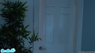 Forró megcsaló barinő tetten kapva a trónok harca nézőpartin