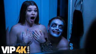 Kiki daire nyálkás köpködése a könyörtelen faszodon