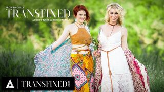 Bree Daniels és Aubrey Kate forró gyöngéd kefélése