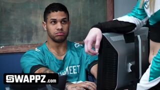 A sulis maca és a pompomlány: nevelő testvérek cserebere története