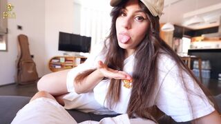 Just pam: egy forró tinédzser amatőr pov kamatyolása